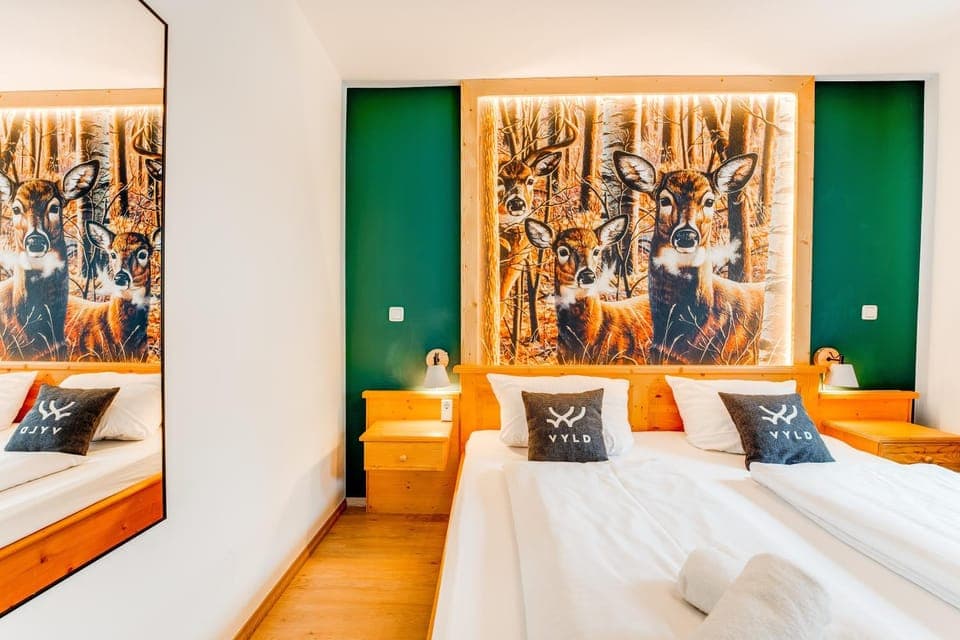 Bed, Photo of the whole room, Bedroom