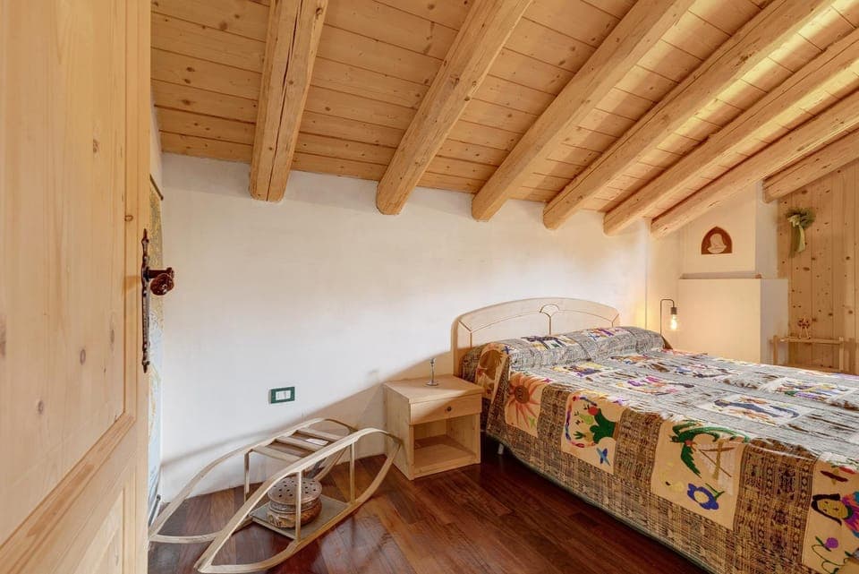 Property building, Living room, Bedroom