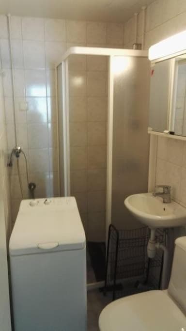 Shower, Toilet, Bathroom