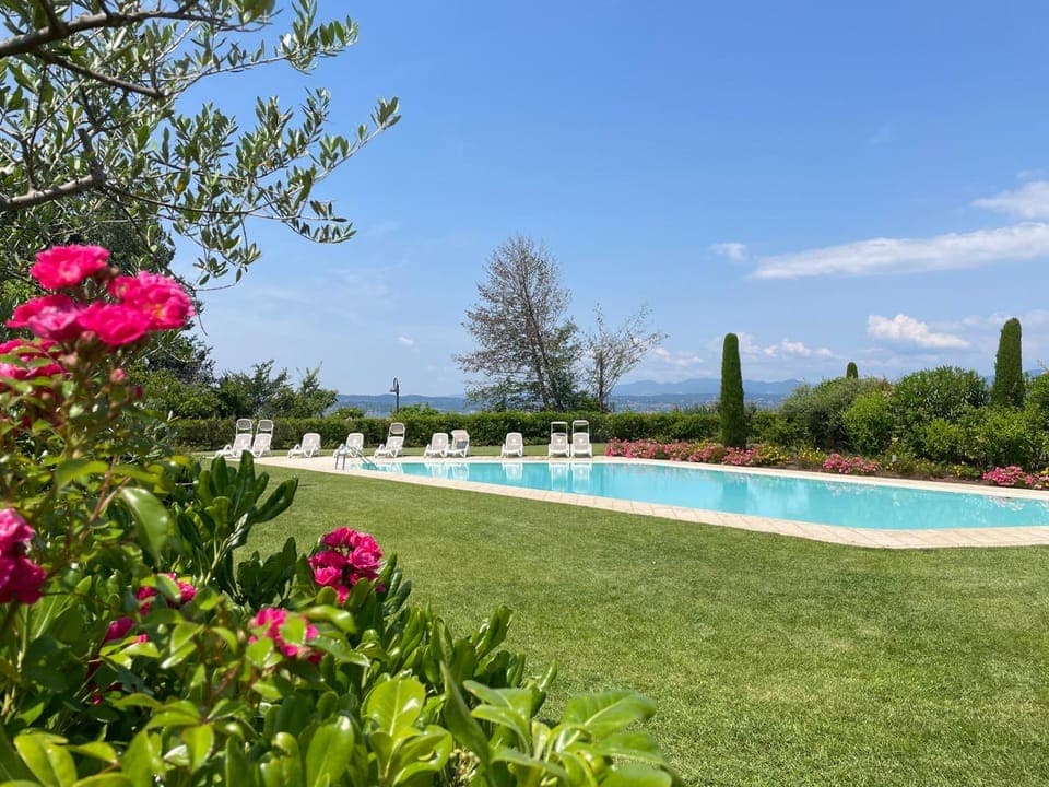 Pool view, Swimming pool