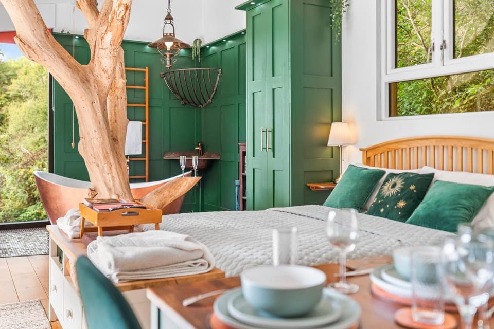 Floor plan, Bedroom, Bath