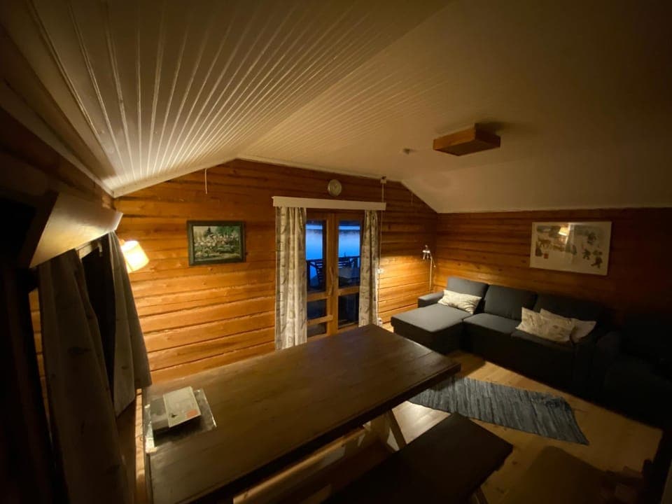 Bed, Living room, Photo of the whole room, Seating area, Bedroom
