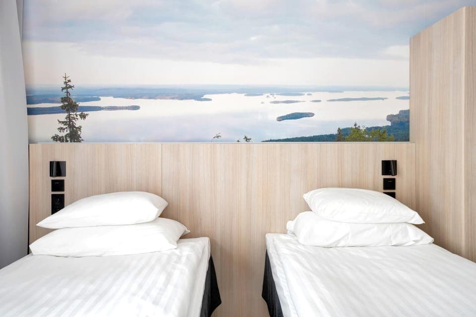 Bed, Photo of the whole room, Decorative detail