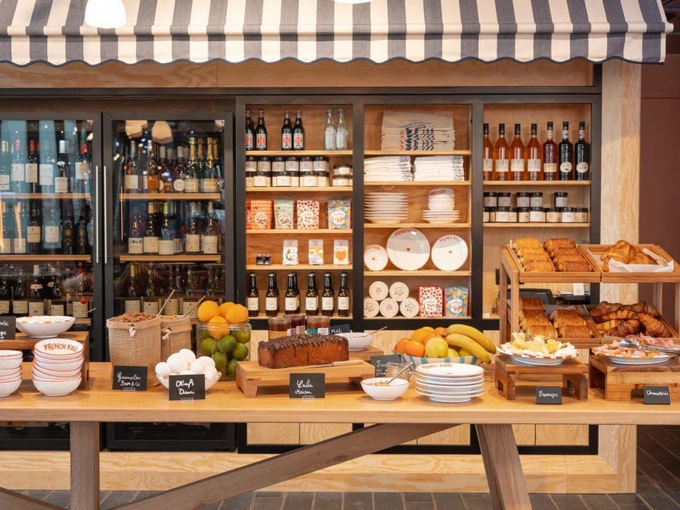 Food and drinks, Food, Supermarket/grocery shop, Breakfast, Buffet breakfast