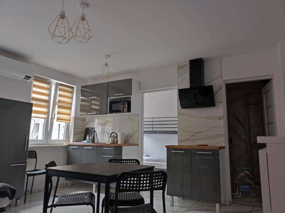 Kitchen or kitchenette, Dining area, minibar, pet friendly, stove