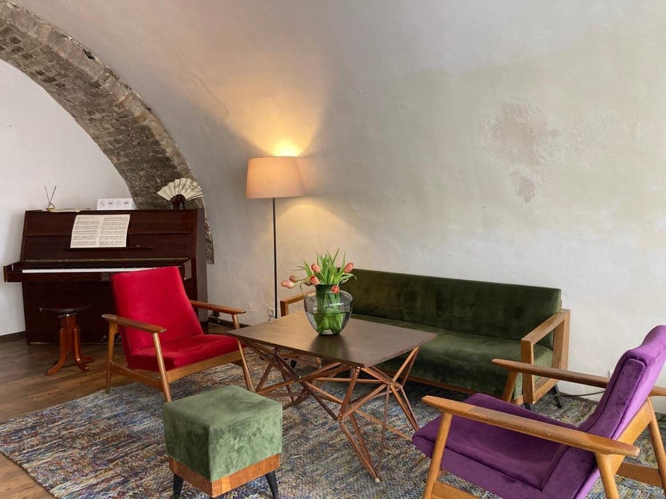 Lobby or reception, Internal: Not applicable to any particular room