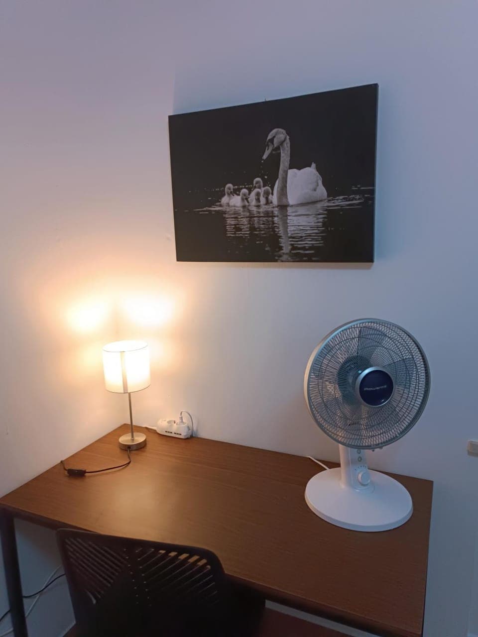 Bedroom, air conditioner