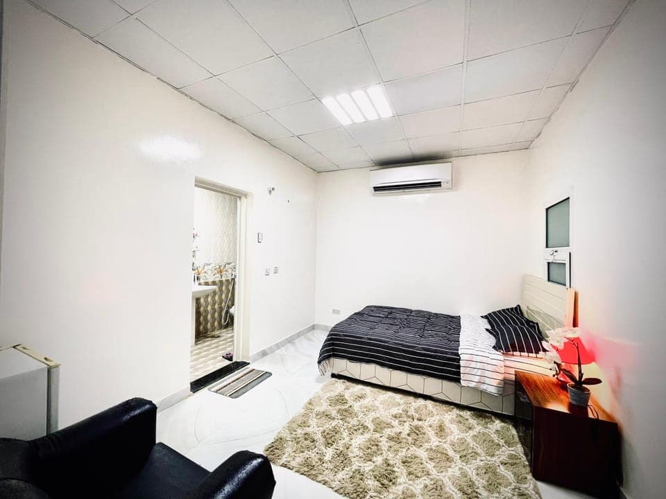 Bedroom, air conditioner