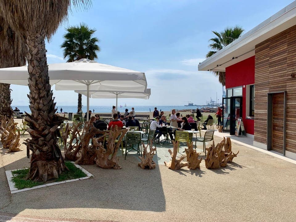 Restaurant/places to eat, Day, Natural landscape, Banquet/Function facilities, Beach, Sea view