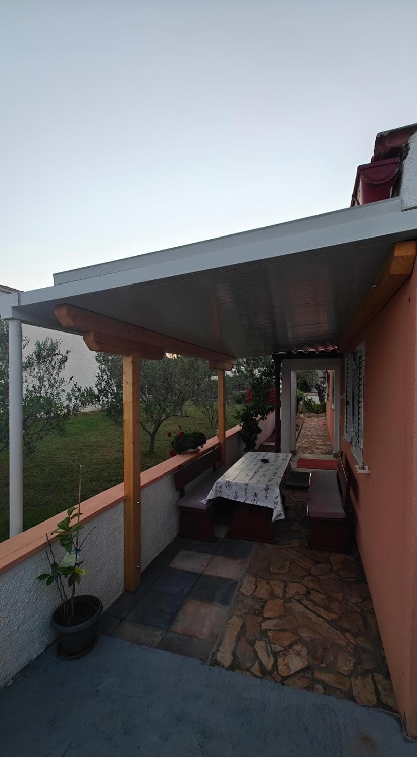 Studio apartman I mali apartman Apartment in Zadar County
