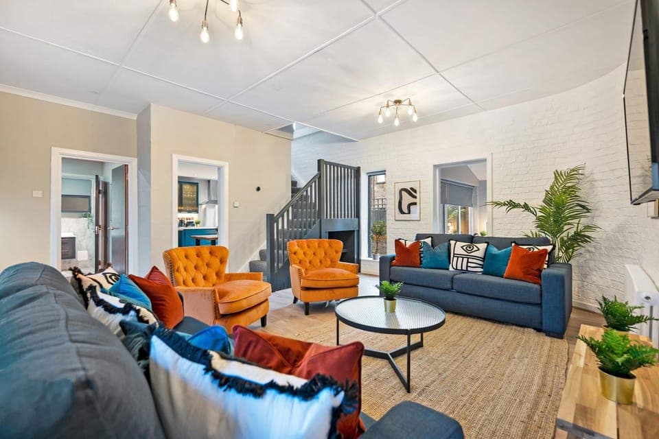 TV and multimedia, Living room, Seating area