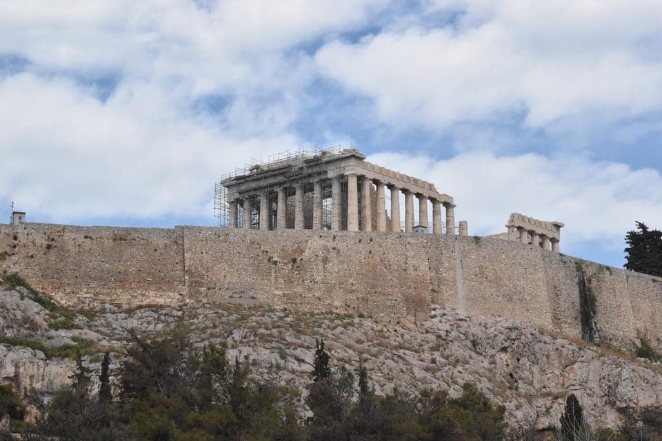 Nearby landmark, Landmark view
