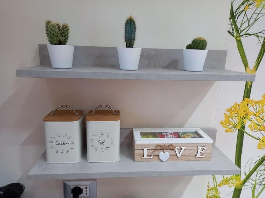 Coffee/tea facilities