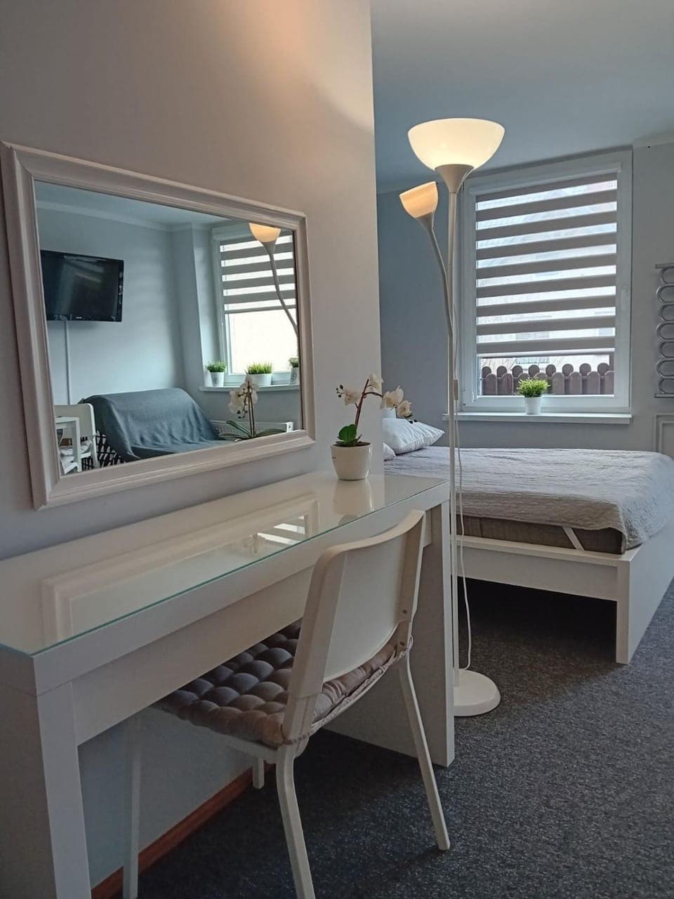 View (from property/room), Photo of the whole room