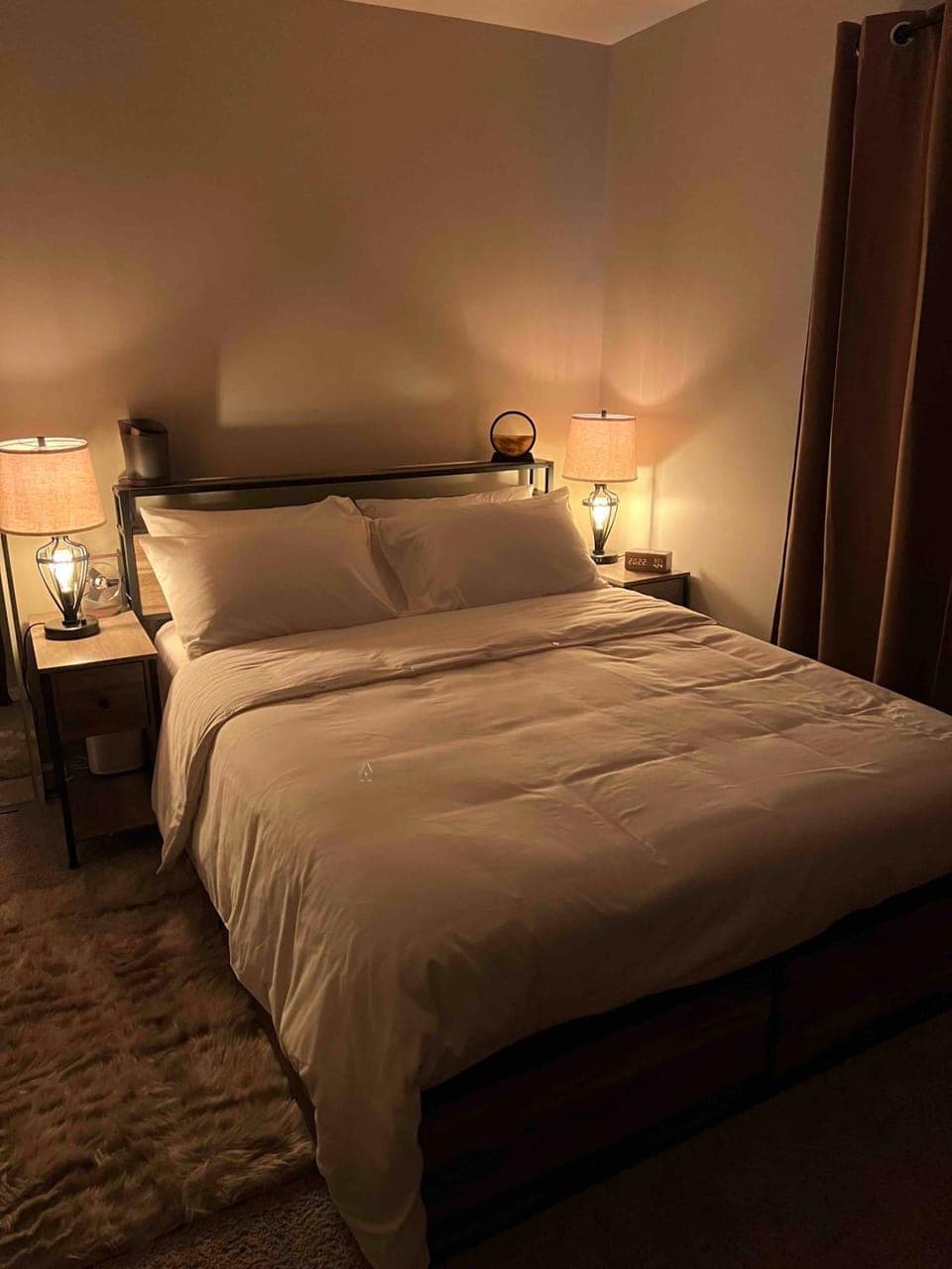 Bed, Bedroom