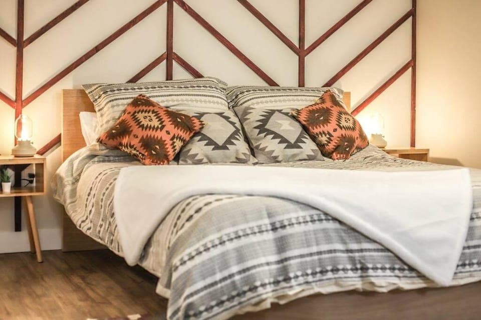 NEW! Gorgeous Colorado Getaway * Glamping Vibes * Apartment in Thornton