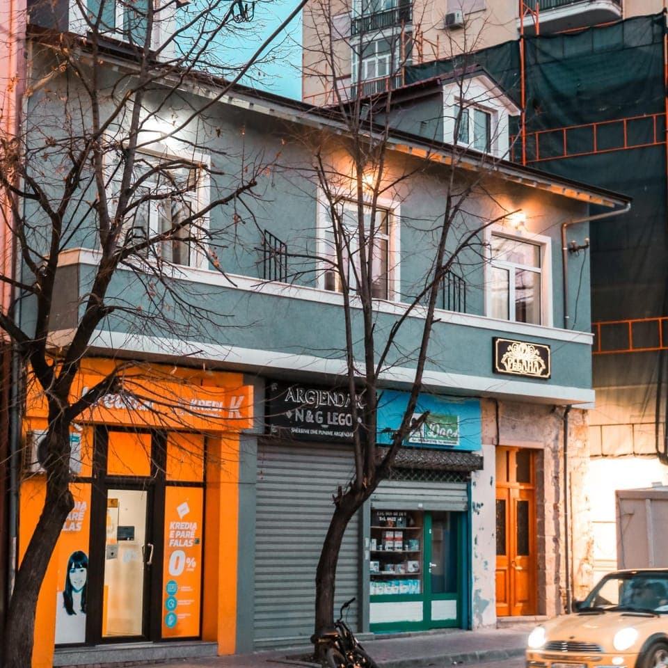 Property building, Street view, Location