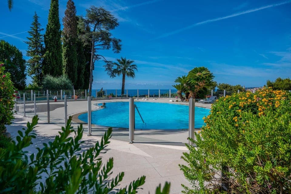 Pool view, Swimming pool, Swimming pool