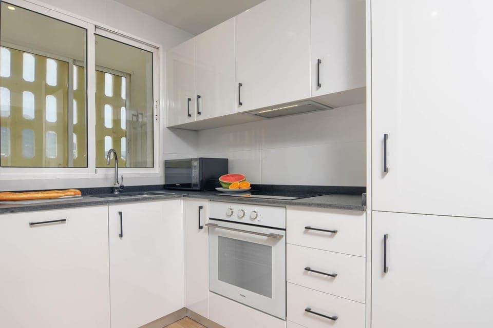Kitchen or kitchenette, Living room