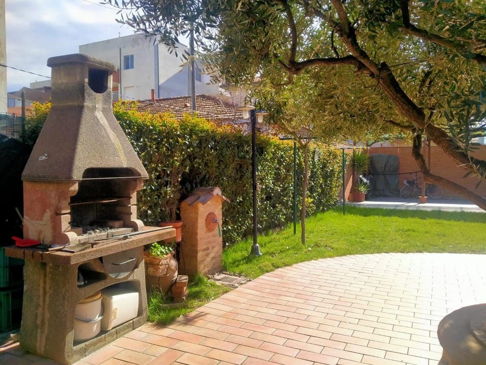 BBQ facilities, Garden