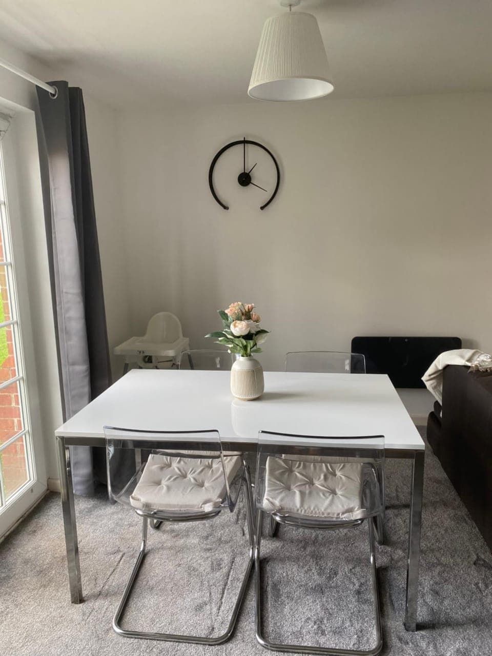 Living room, Dining area