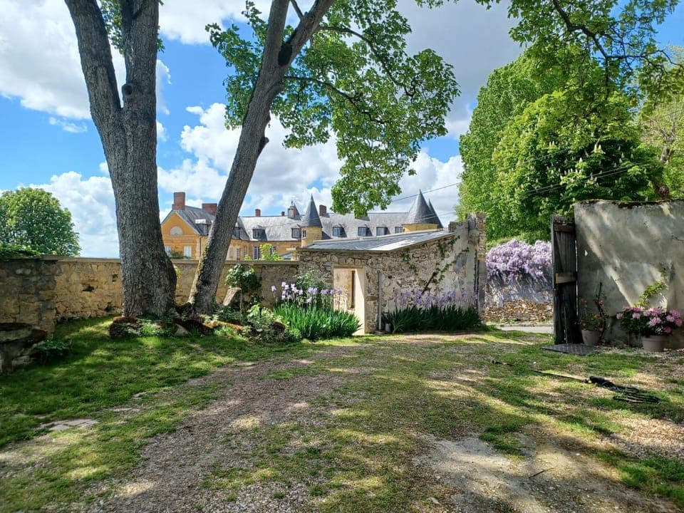 Facade/entrance, Spring, Day, Garden, Coffee/tea facilities