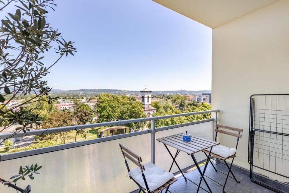 Natural landscape, View (from property/room), Balcony/Terrace