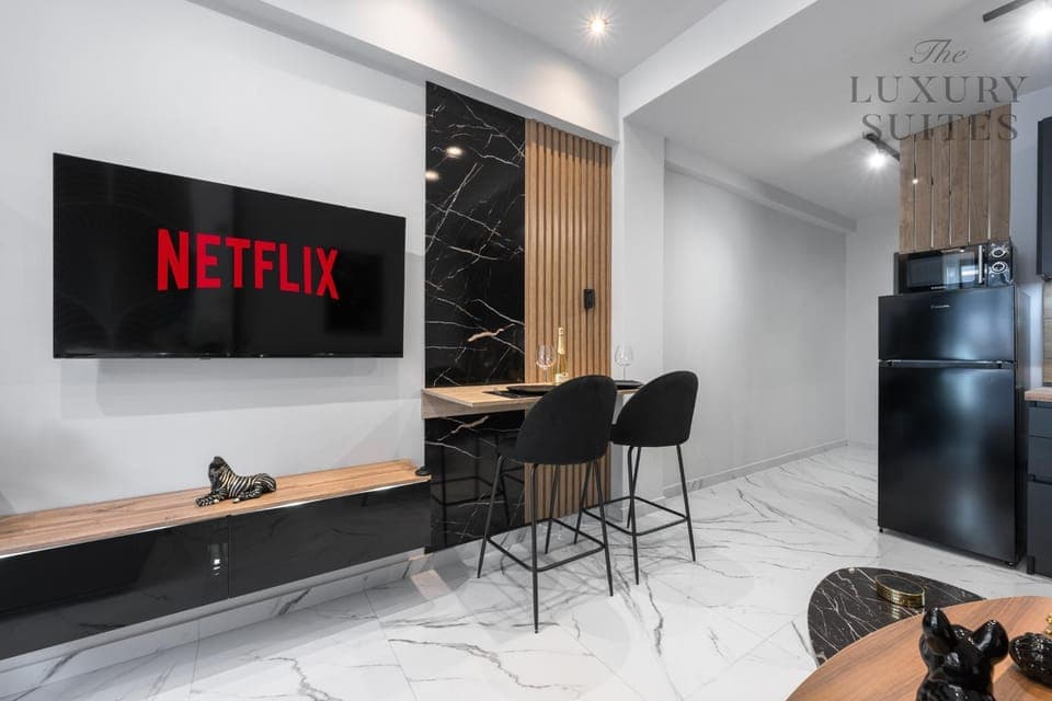 Text overlay, minibar