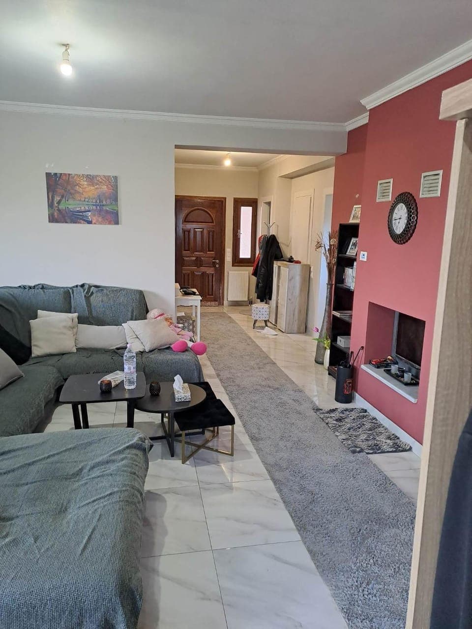 TV and multimedia, Living room, Seating area, fireplace