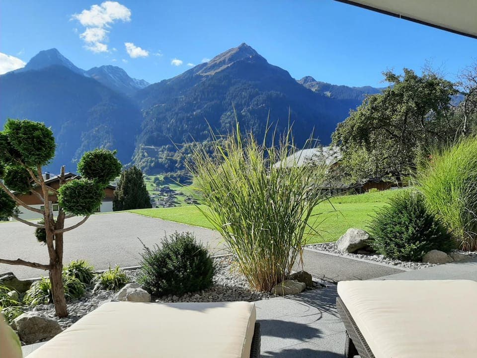 Day, Garden, Balcony/Terrace, Garden view, Mountain view, sunbed