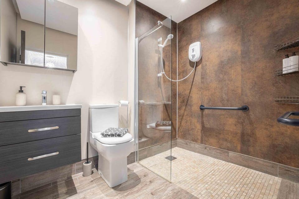Shower, Bathroom