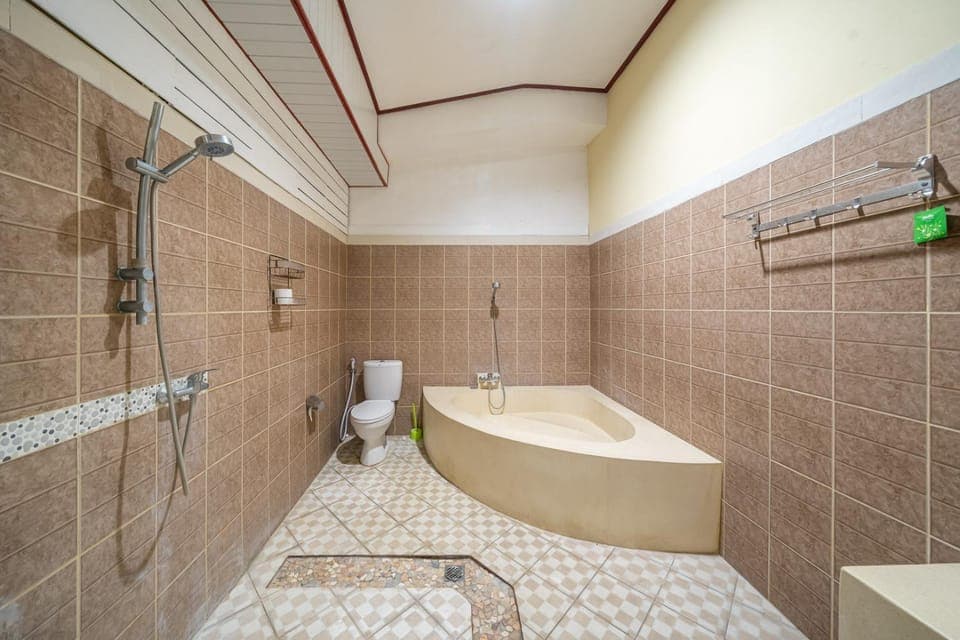 Shower, Toilet, Bath, bidet