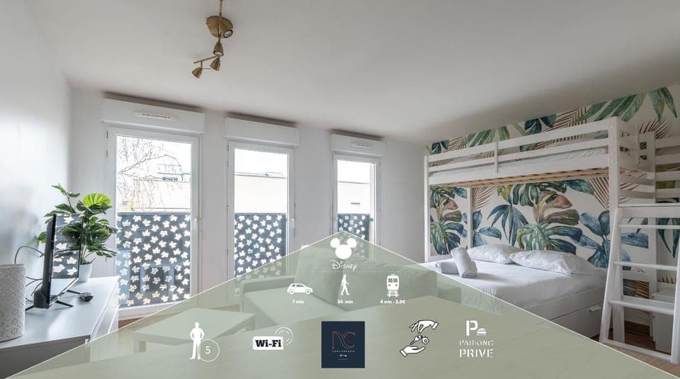 Photo of the whole room