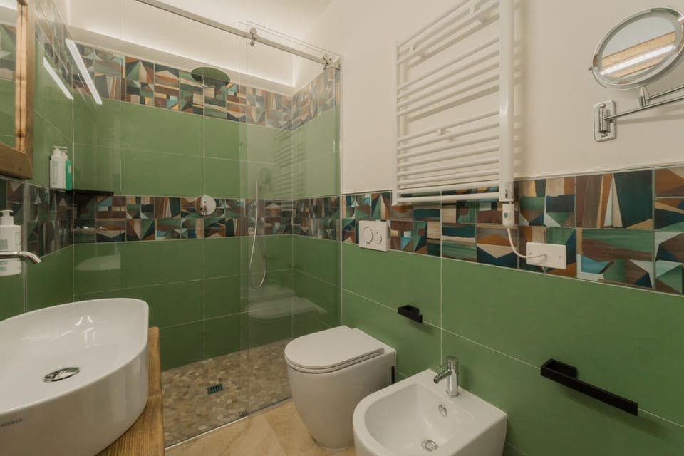 Shower, Toilet, Bathroom, bidet