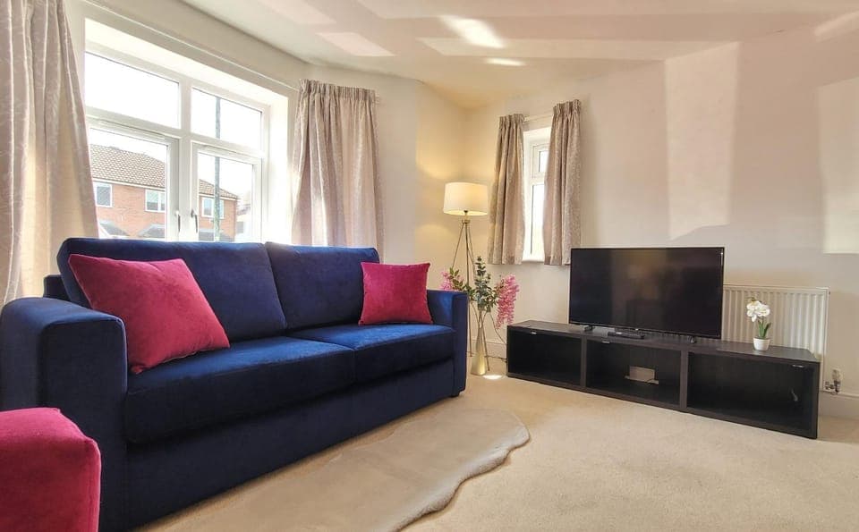 TV and multimedia, Living room, Seating area