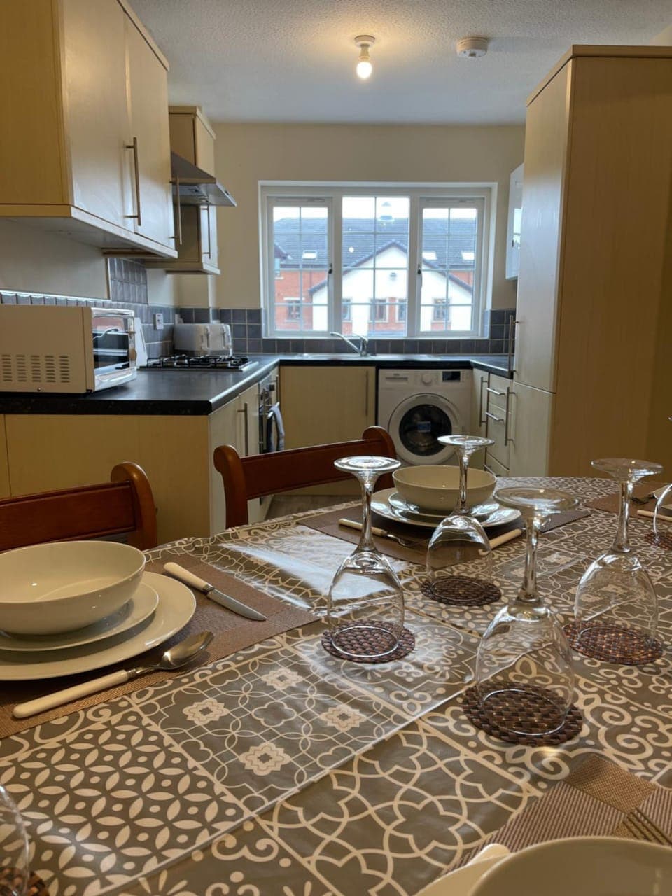 Kitchen or kitchenette, Dining area, pet friendly, stove