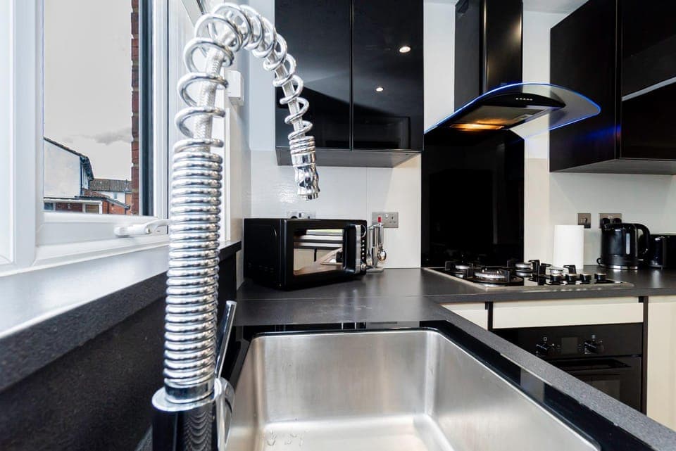 Kitchen or kitchenette, kitchen