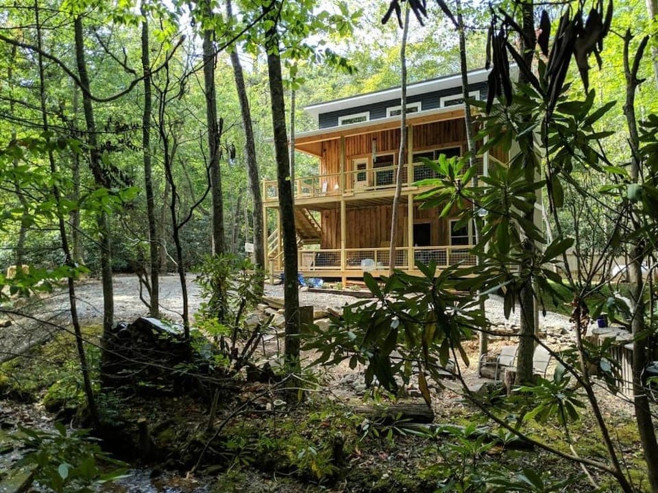 Property building, Natural landscape