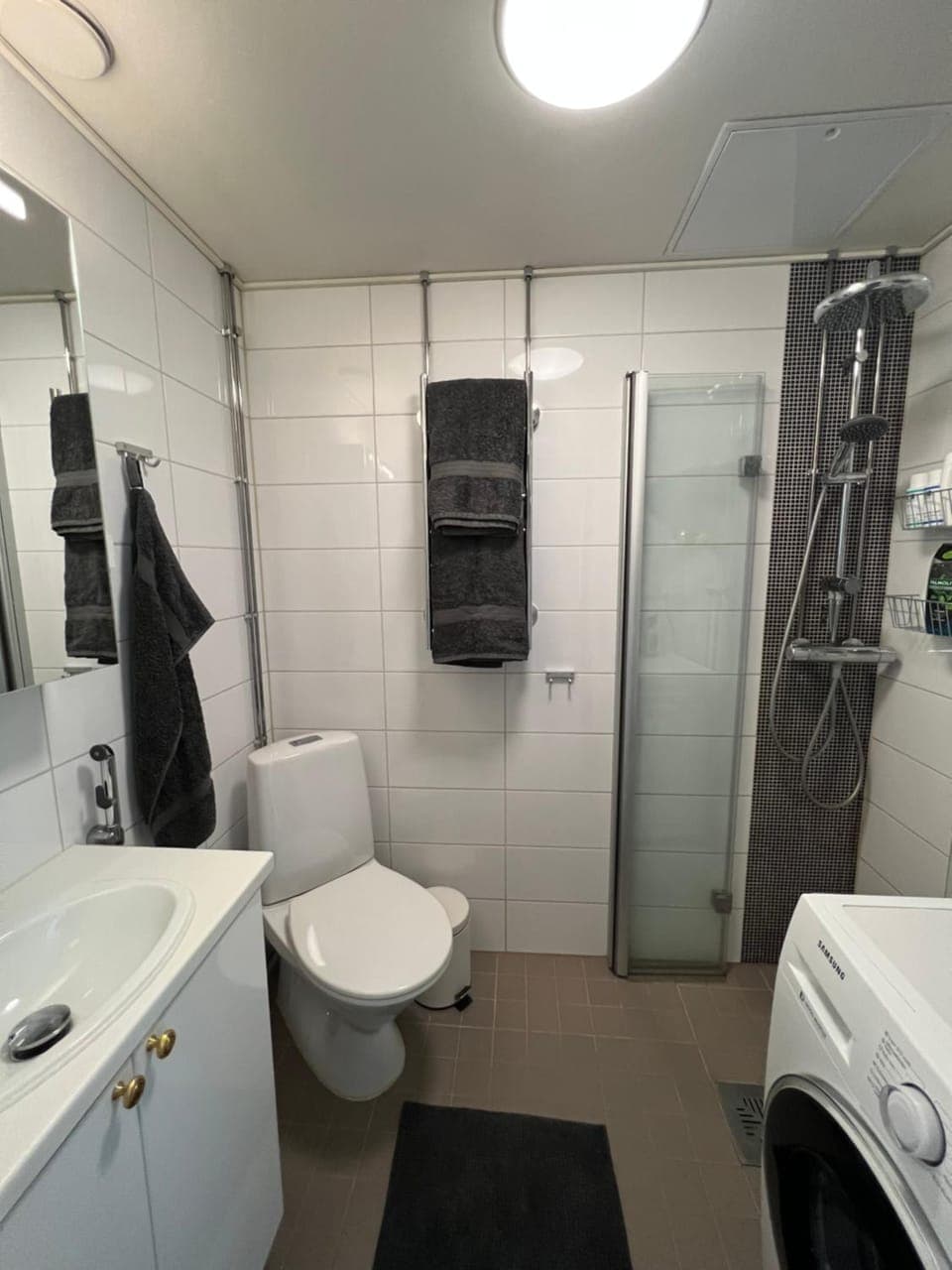 Kaksio Helsingissä omalla parkkipaikalla Apartment in Helsinki