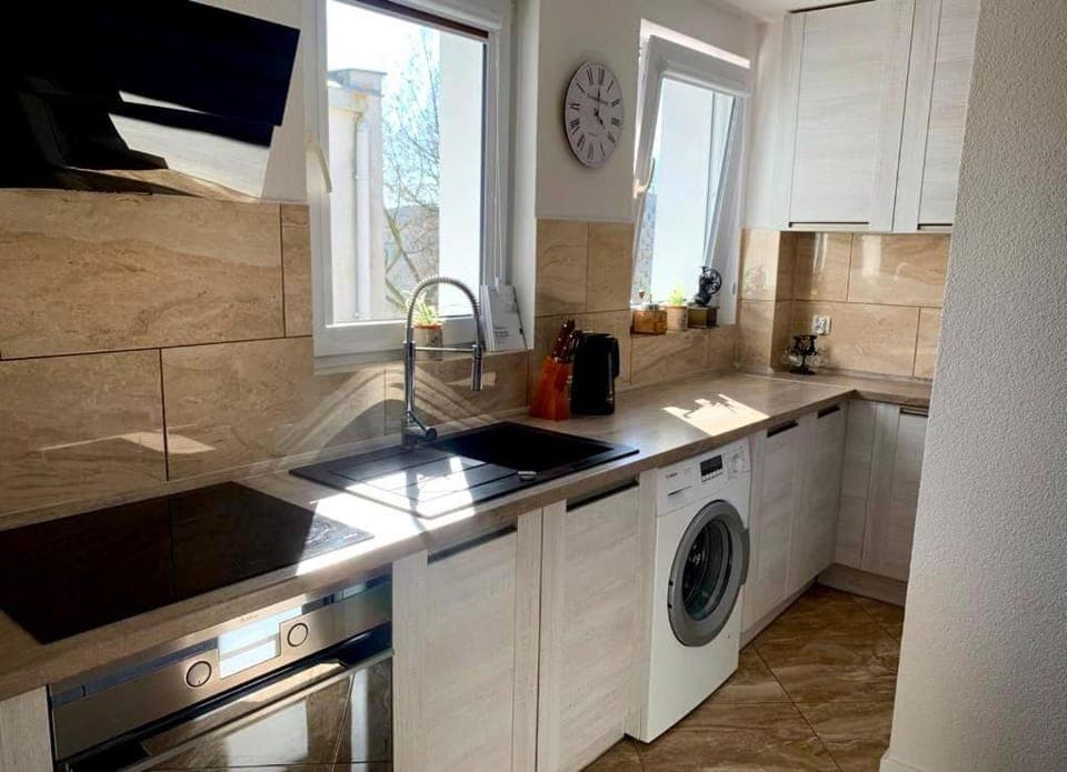 dishwasher, stove, washing machine, kitchen