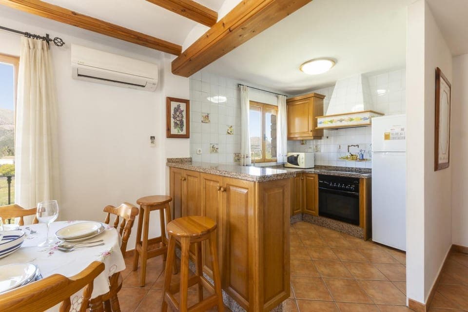Kitchen or kitchenette, Other