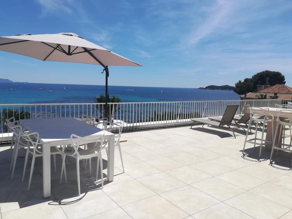 Property building, Balcony/Terrace