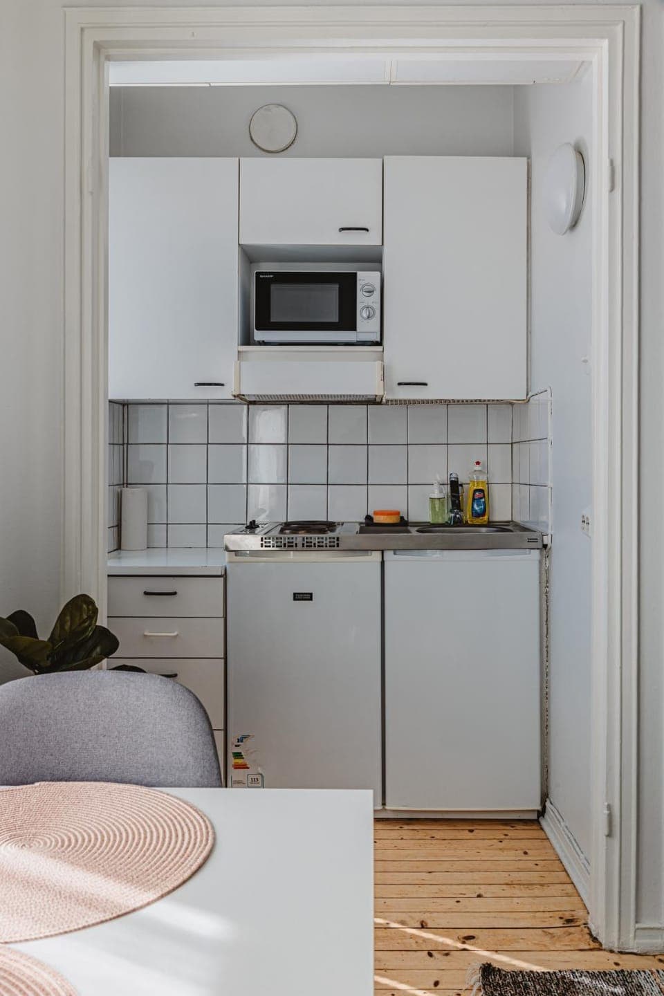 Kitchen or kitchenette