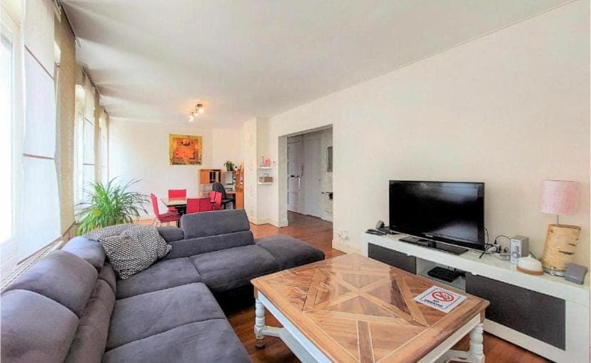 Communal lounge/ TV room, Communal lounge/ TV room