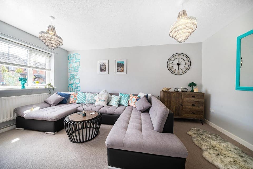 Living room, Seating area