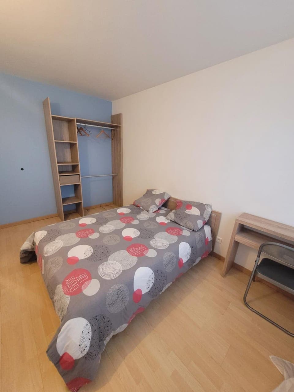 Bed, Photo of the whole room, Bedroom, wardrobe