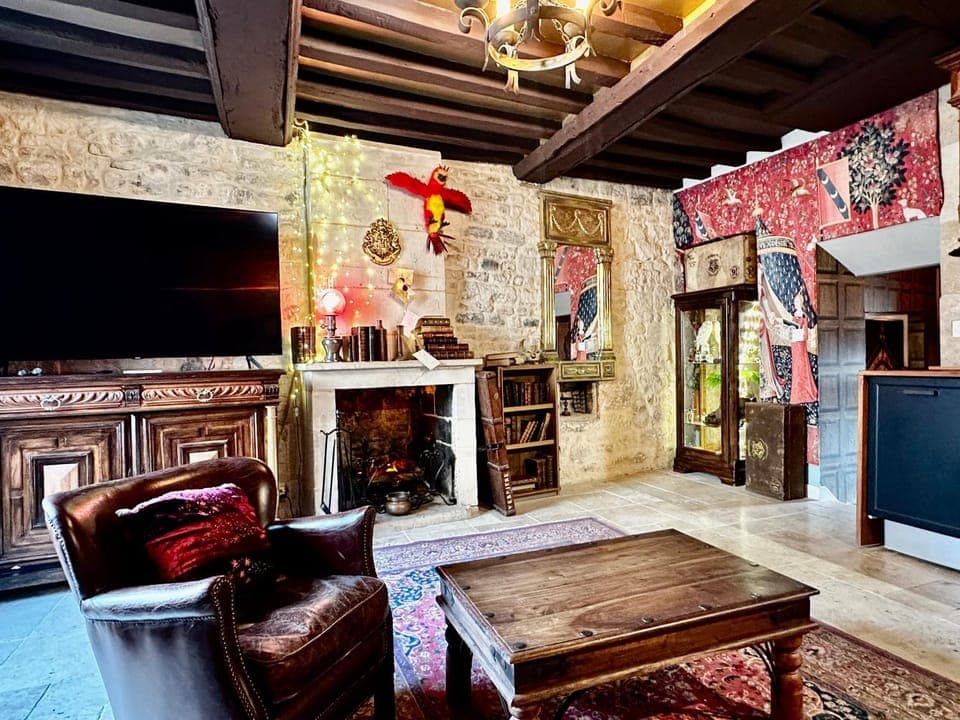 Living room, Seating area