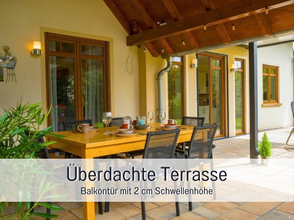 Garden, Balcony/Terrace, Dining area, Text overlay