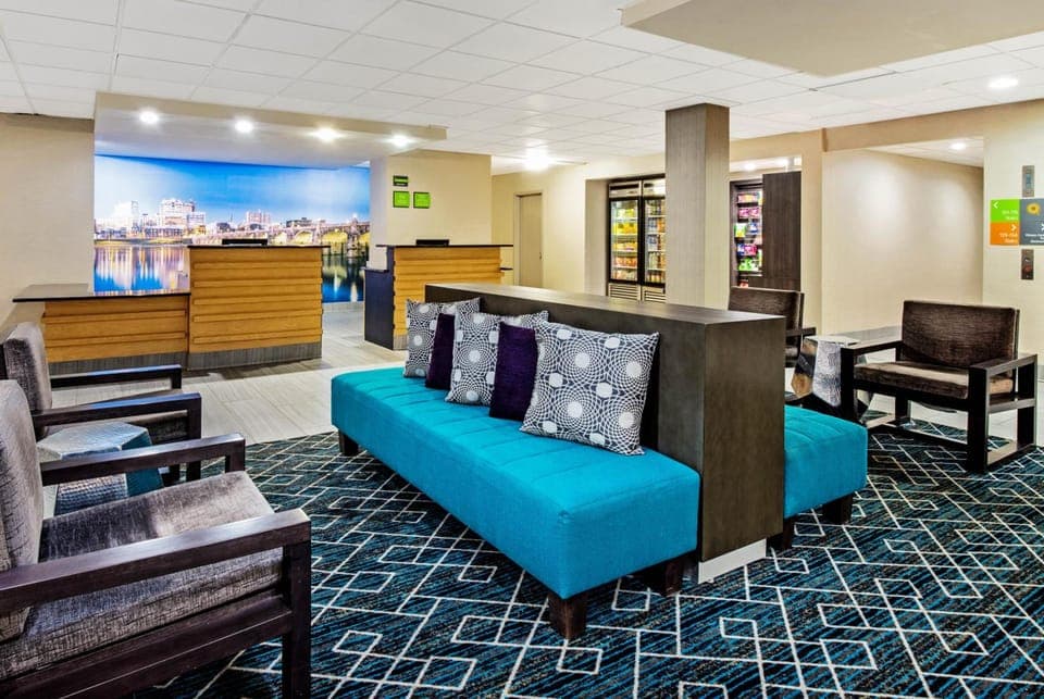 La Quinta Inn & Suites by Wyndham New Cumberland-Harrisburg Hotel in Pennsylvania