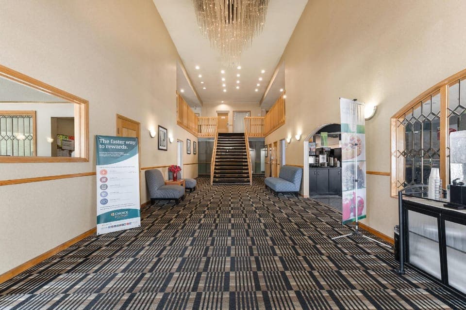 Quality Inn & Suites Portage Central Hotel in Portage